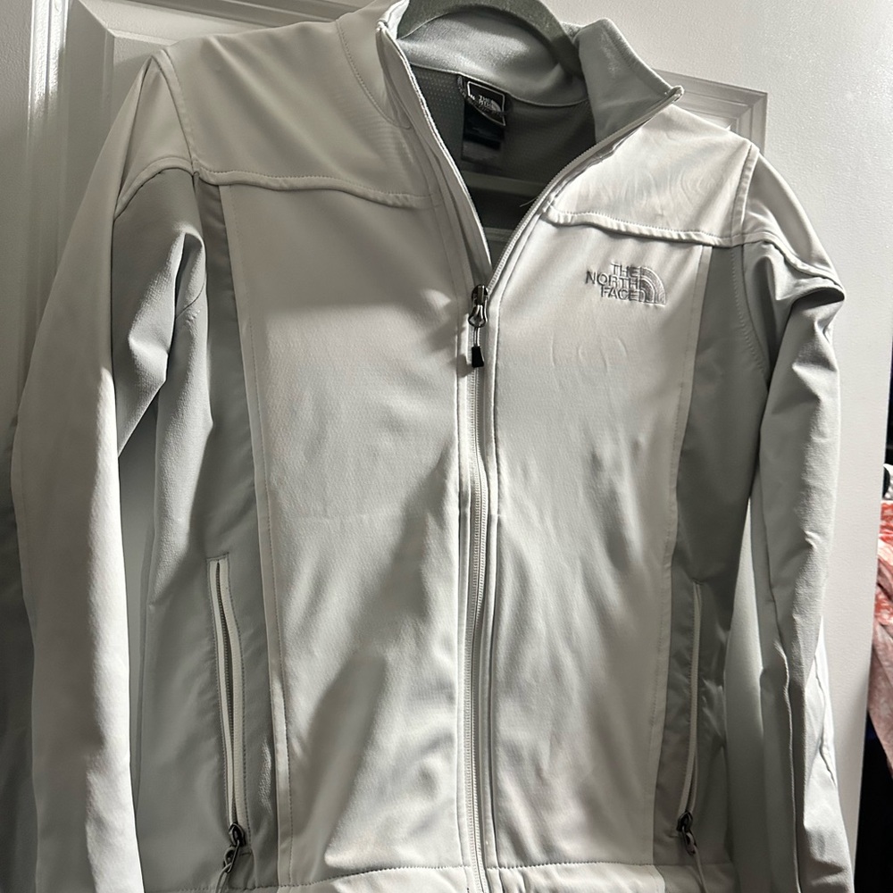 North face light weight jacket